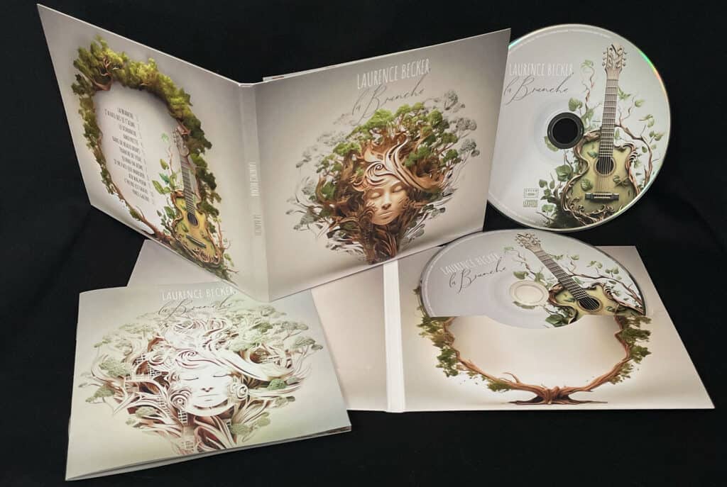 Guide des supports physiques : Bien choisir son packaging CD 16 Packaging CD Digifile 3 volets avec fentes sur carton mat pour Laurence Becker « La Branche » — Graphisme FKWeb